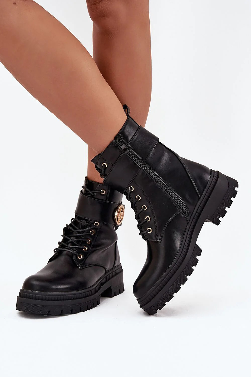 bottines femme simili cuir noir montantes plateforme épaisse crantée antidérapante doublure fourrure chaude fermeture lacets zip latéral bride boucle dorée
