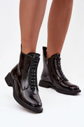 bottines femme cuir verni noir biker chic cheville talon bloc bas semelle épaisse caoutchouc fermeture éclair latérale clous pyramidaux brillant