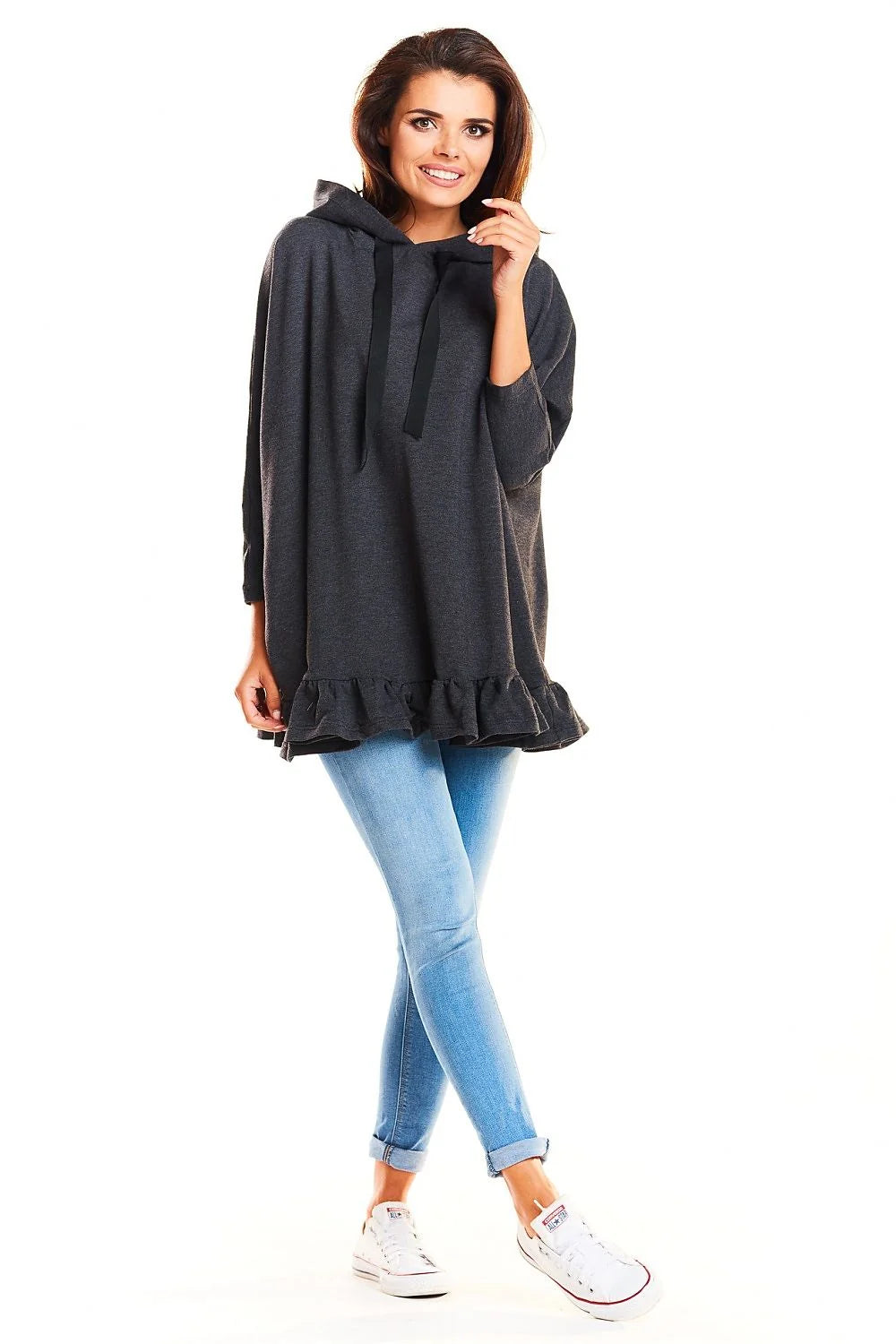 Sweat à capuche coton gris clair ample confortable avec volants pour style décontracté chic quotidien