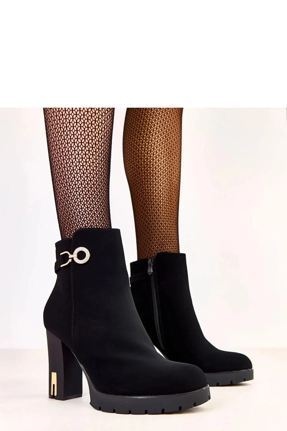 bottines femme talon haut plateforme bloc noir suédine douce bout rond fermeture éclair latérale semelle crantée antidérapante boucle dorée métallique