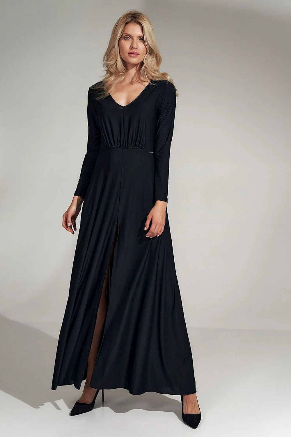 Robe longue élastique élégante verte manches longues décolleté cœur ajustable idéale pour femme chic