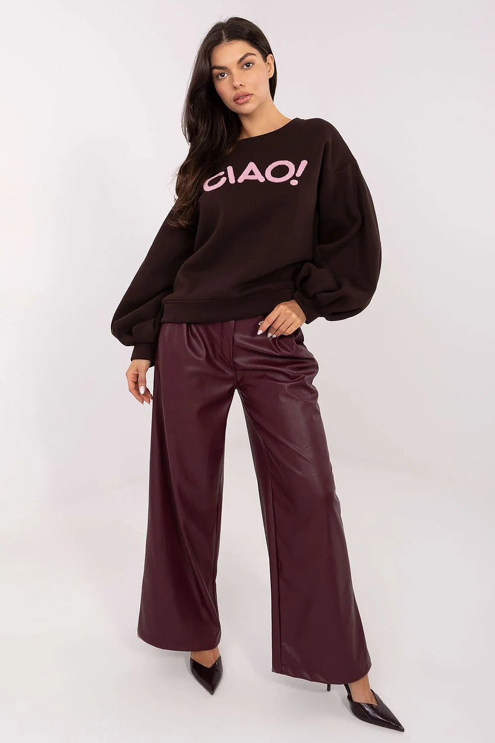 sweatshirt femme oversize chocolat foncé manches bouffantes col rond inscription ciao chenille rose broderie fente coton élasthanne confortable