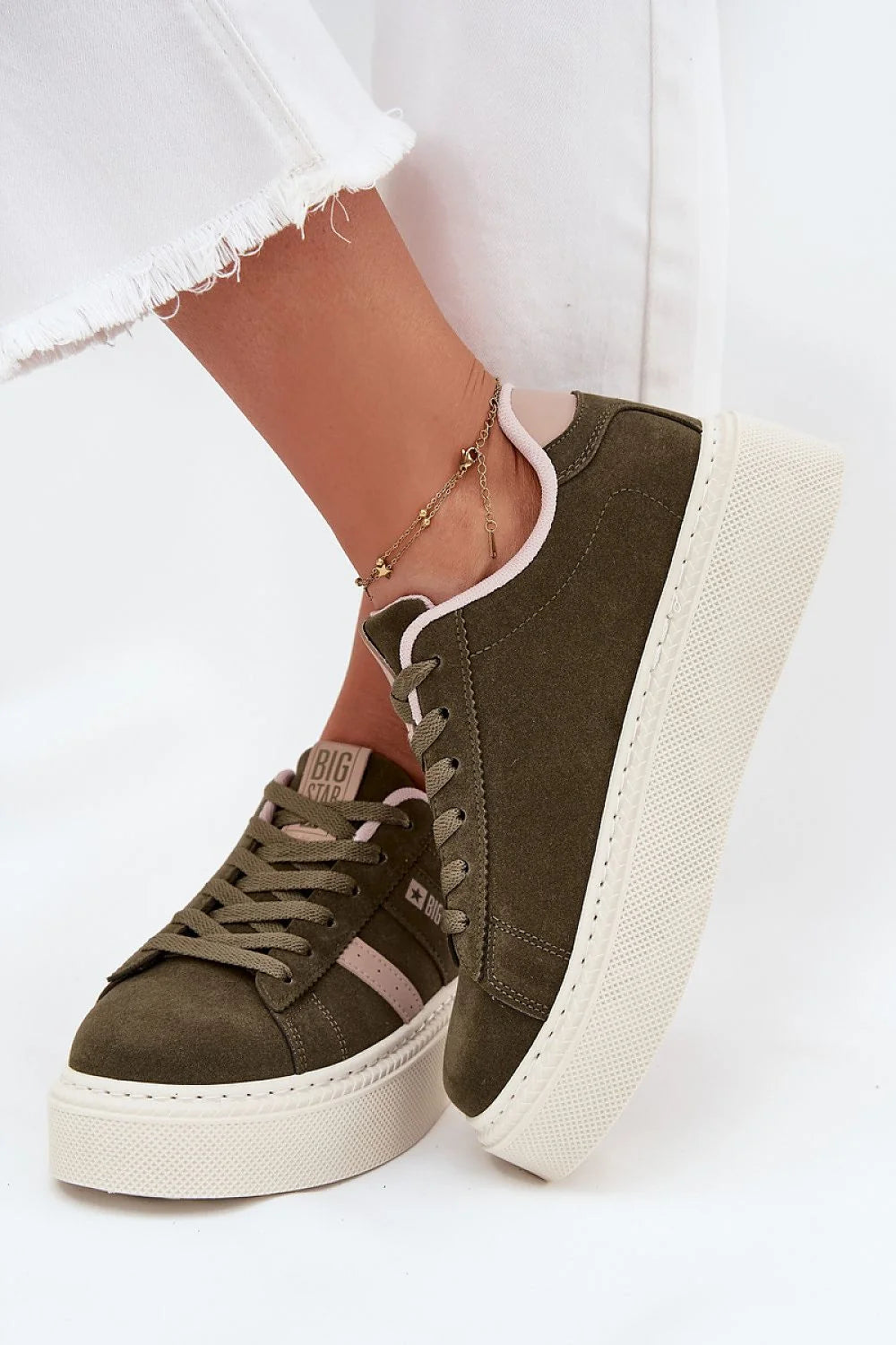 baskets femme BigStar suédine kaki olive doublure rosepale plateforme épaisse crème caoutchouc semelle intérieure souple lacets