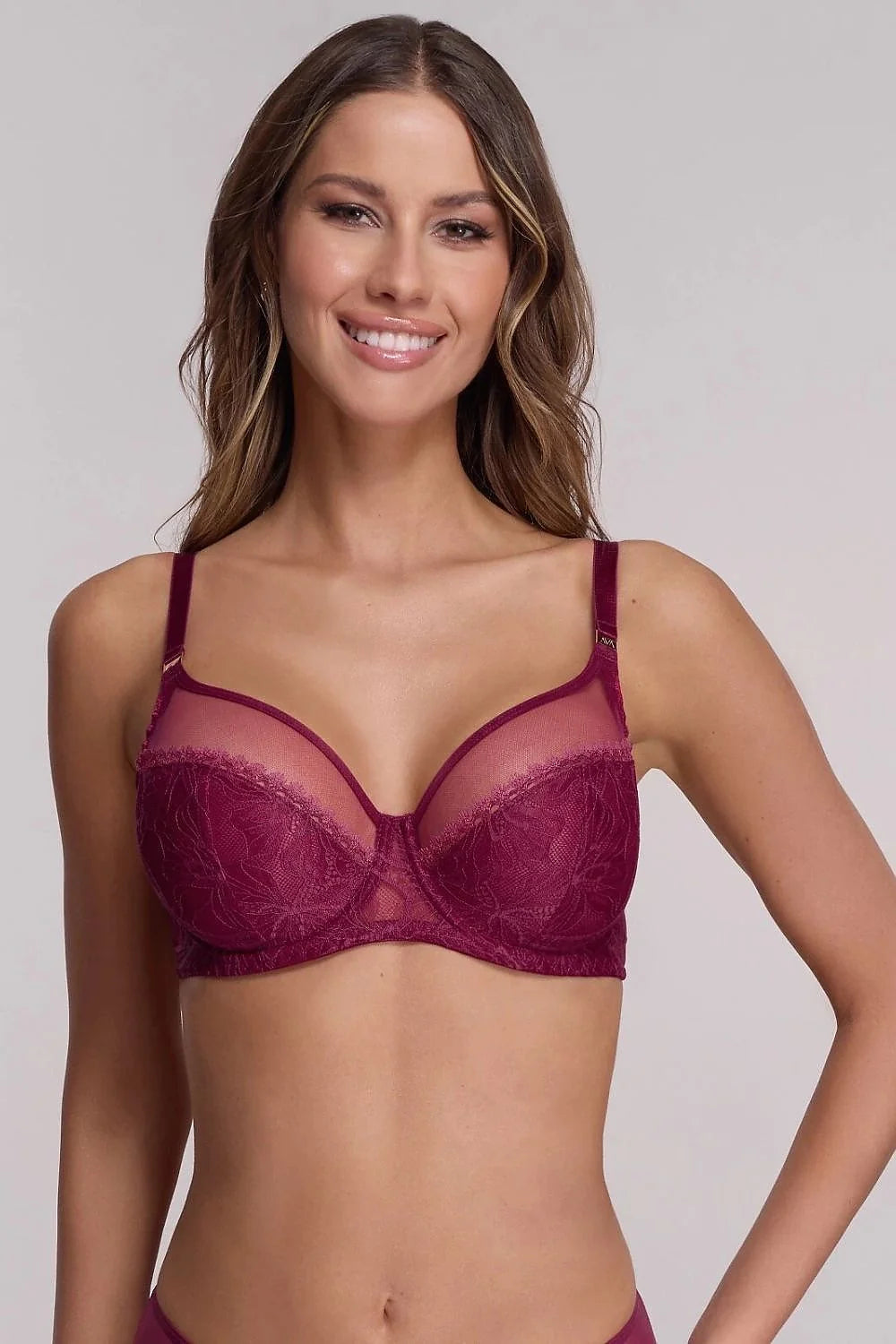 soutiengorge pushup grandespoitrines armatureslaterales armaturesinferieures bonnetsemboitants tullehautbonnet broderieflorale bretellesreglables microfibredouce culottemihaute panneaucentraldentelle bordeauxprofond raffine feminin cadeauelegant