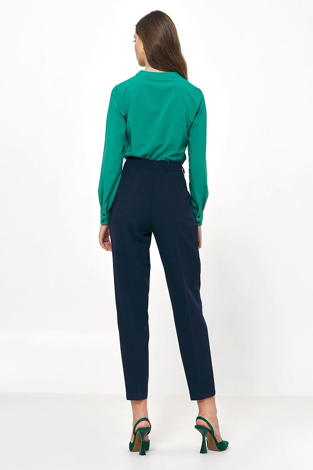 Chemise femme élégante manches longues coupe ajustée vert émeraude soie polyester Nife style professionnel soirées travail