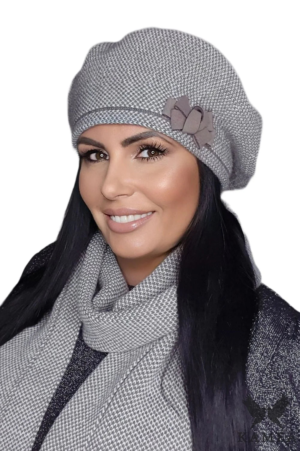 Béret et écharpe en maille KAMEA motif tissage rectiligne gris élégance intemporelle femmes automne hiver