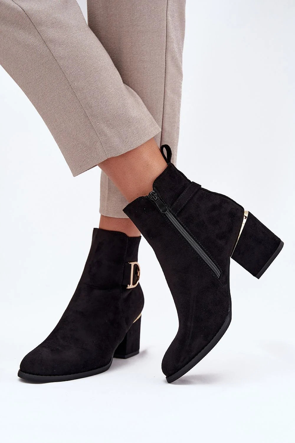 bottines femme cheville daim écologique noir talon colonne 7cm bout amande fermeture éclair doublure douce chaude confortable boucle latérale dorée