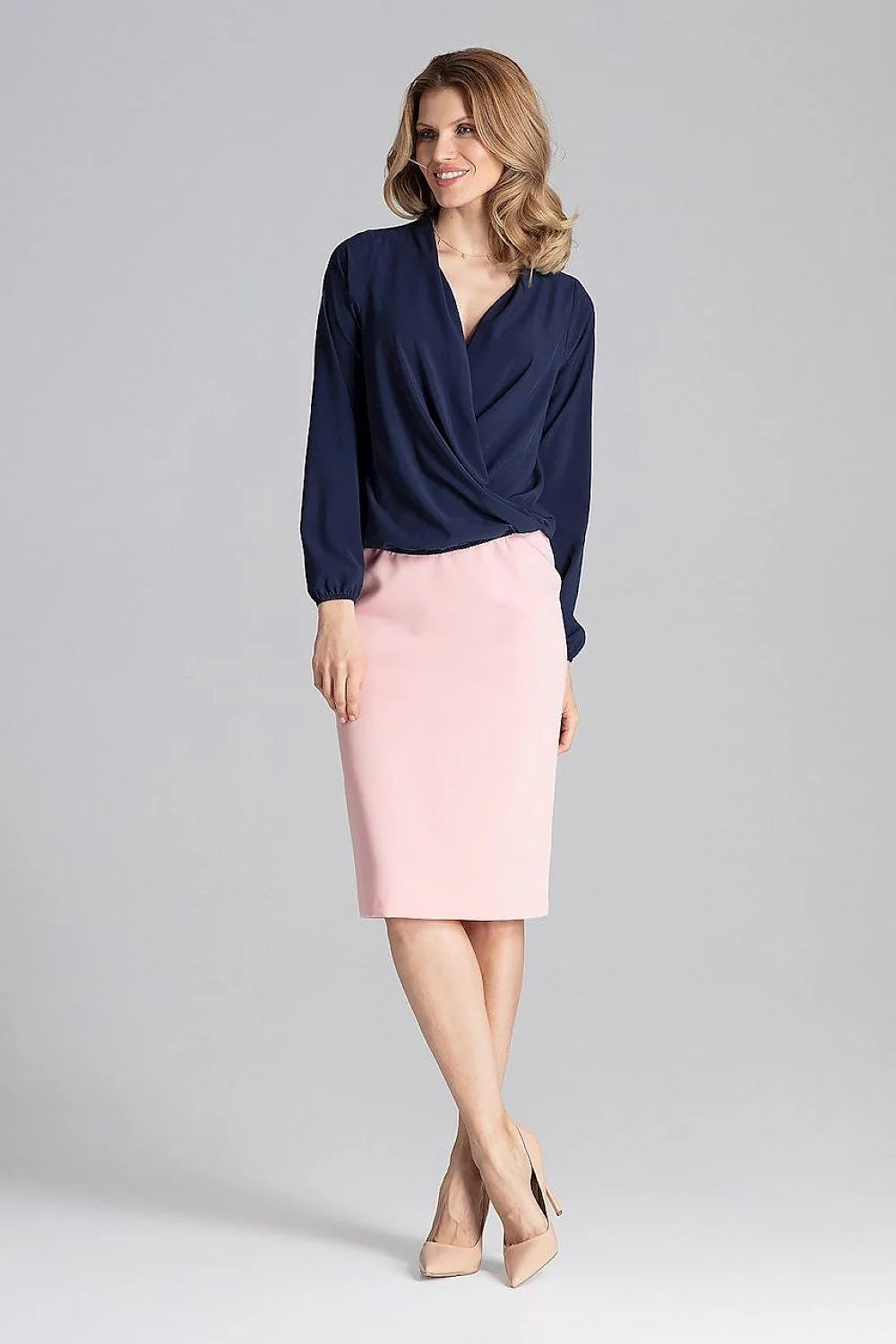 Chemisier Figl dentelle délicate encolure enveloppante féminine élégance manches bandes élastiques confort polyester élasthanne stretch doux léger ajustement flatteur