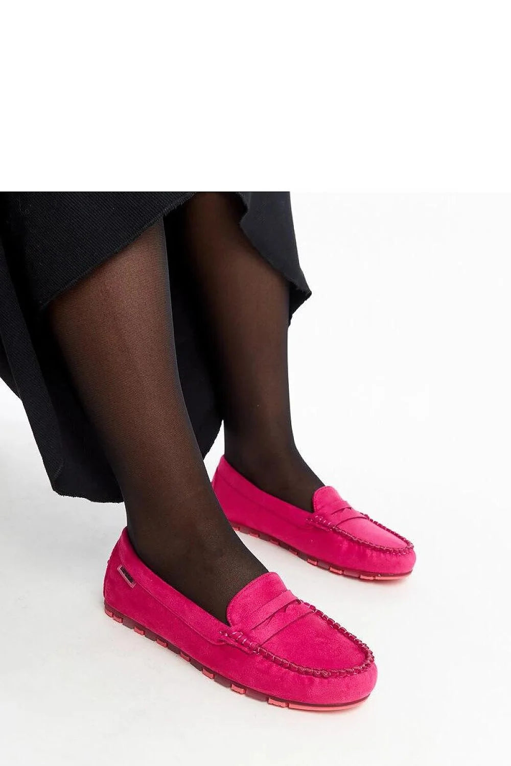 Moccasins Solea nubuck rose foncé confortables style épuré sans lacets semelle caoutchouc adhérence chic moderne femmes