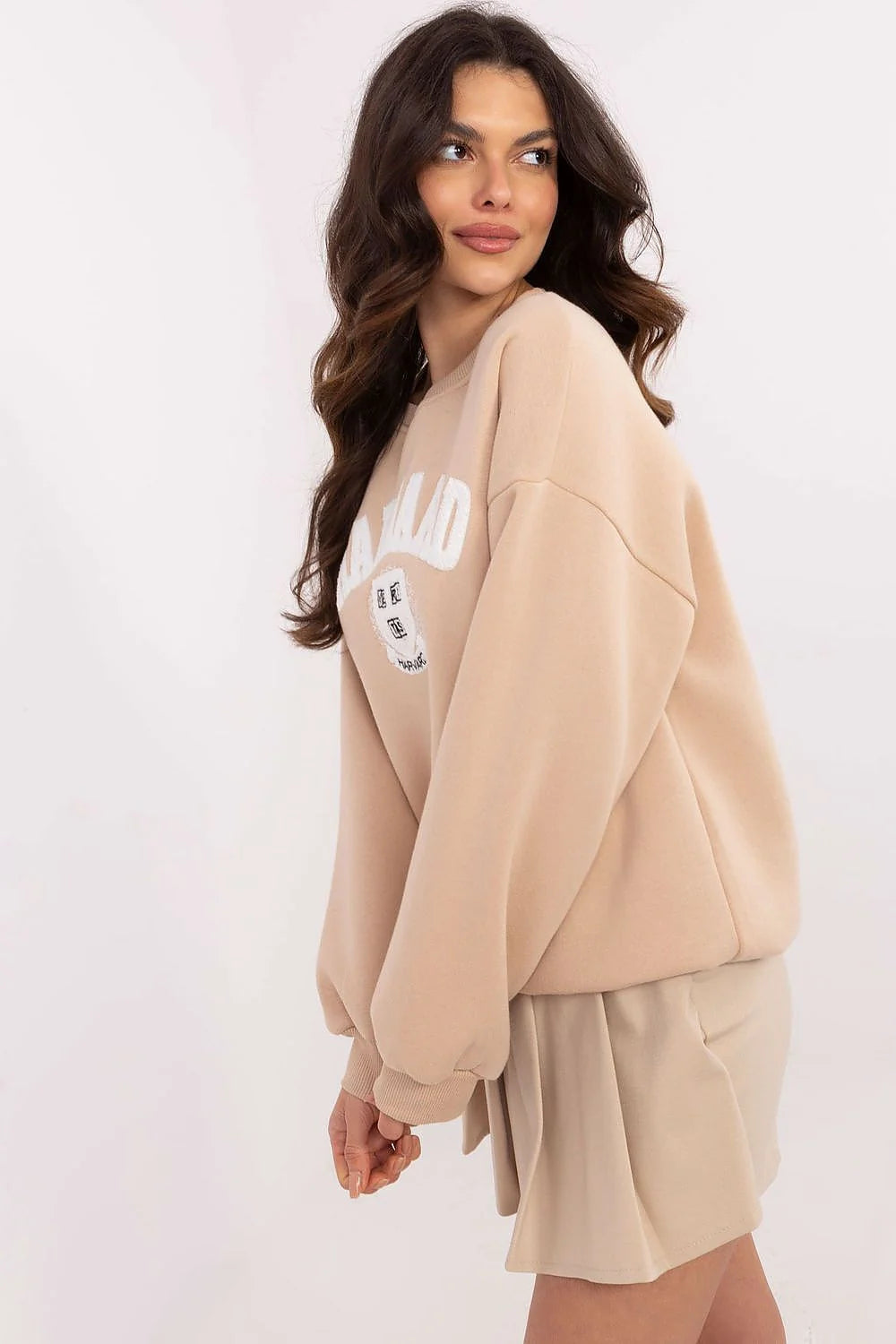 Sweatshirt universitaire femme Harvard style préppy longues manches beige mode casual prix usine