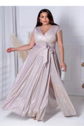 Robe de soirée élégante longue coupe évasée décolleté en V nœud à la taille matière scintillante couleur nude lilas femmes en surpoids