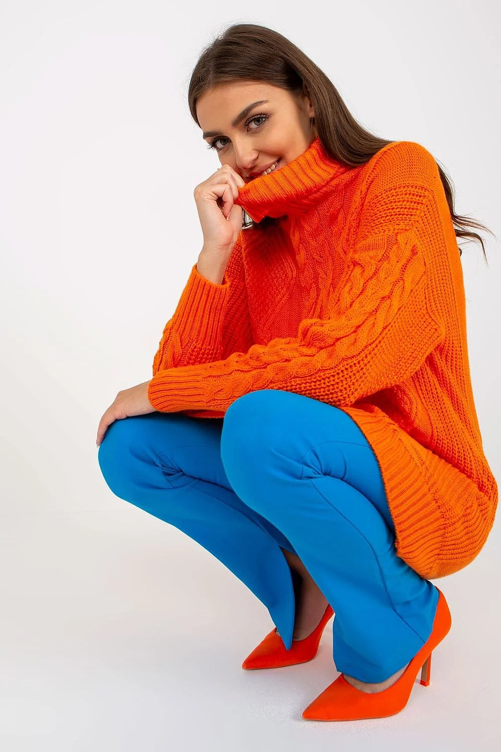 Chandail long pour femme en laine acrylique 70% 30% col roulé style oversize élégant