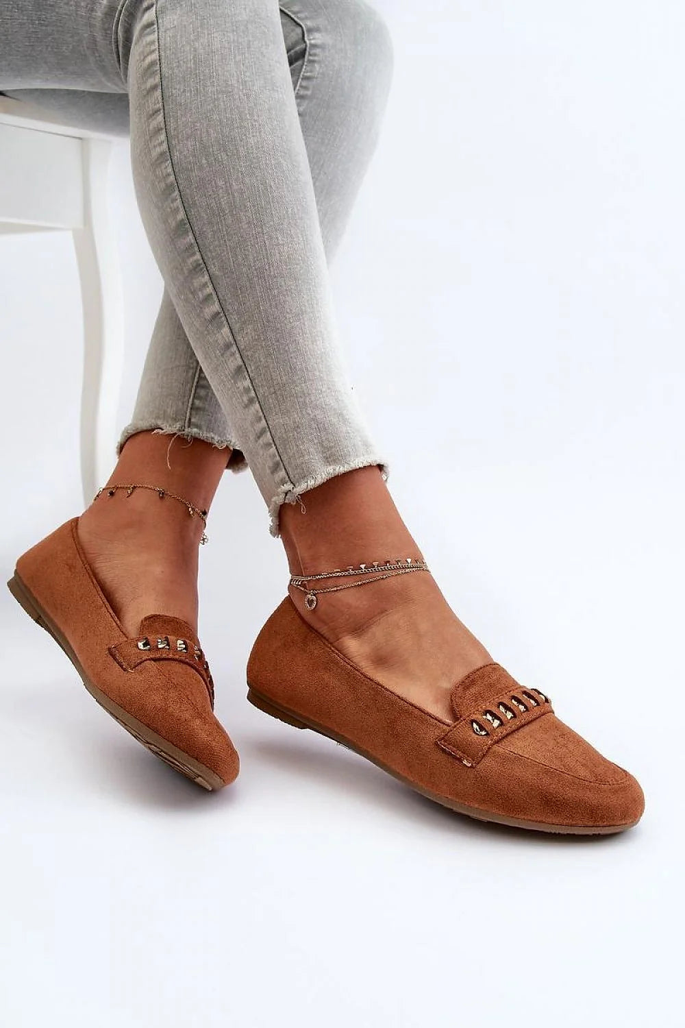 Mocassins pour femme en suédine écologique style élégant détails métalliques argentés confort maximal occasion quotidienne