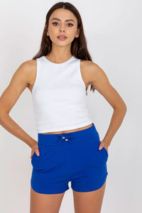 Shorts coton élasthanne bleu vif taille haute coupe courte poches latérales cordon métallique style sport chic femme