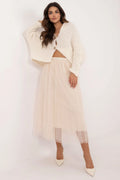 Tenue féminine élégante cardigan tricot longues manches jupe longue plissée tulle beige crème femme occasion semi-formelle