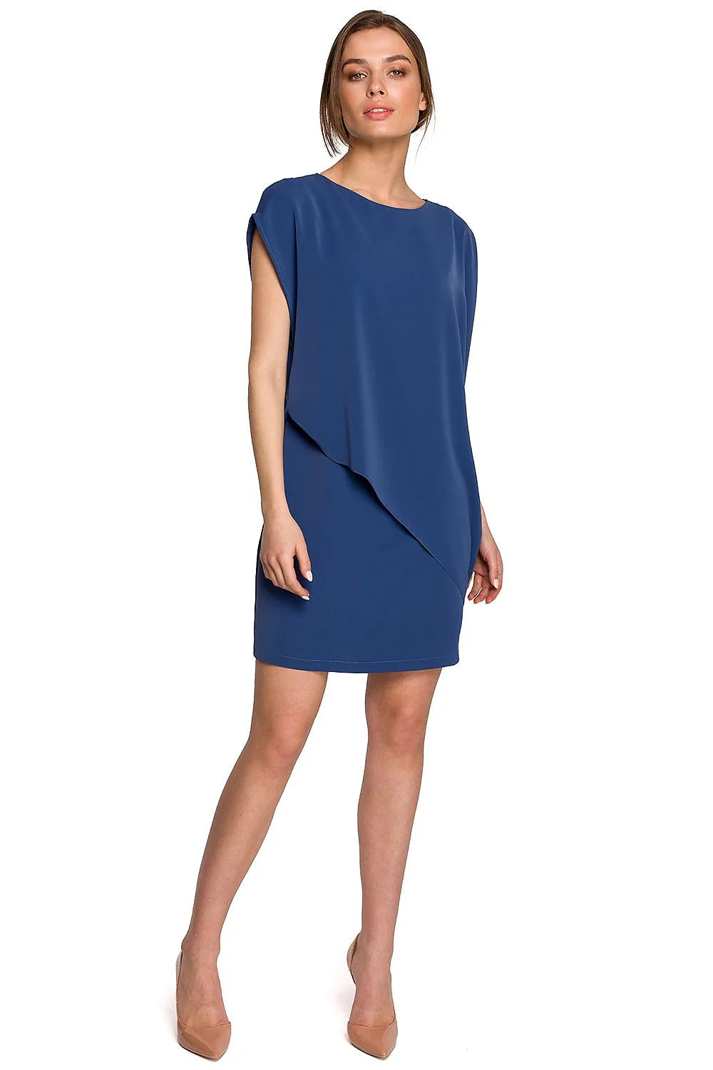 Robe légère rose pastel moderne chic asymétrique ample col rond confortable mode féminine tendance
