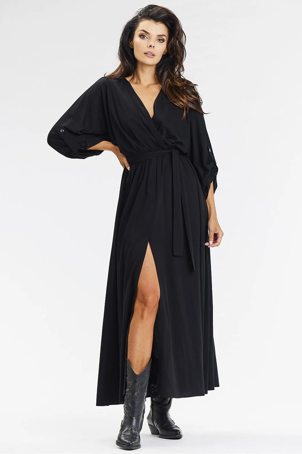 Robe longue en viscose noire style bohème chic manches longues en V croisé taille ajustable femmes