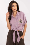 Chemise pour femme élégante style décontracté coton lavande manches courtes poche brodée Mademoiselle a Paris