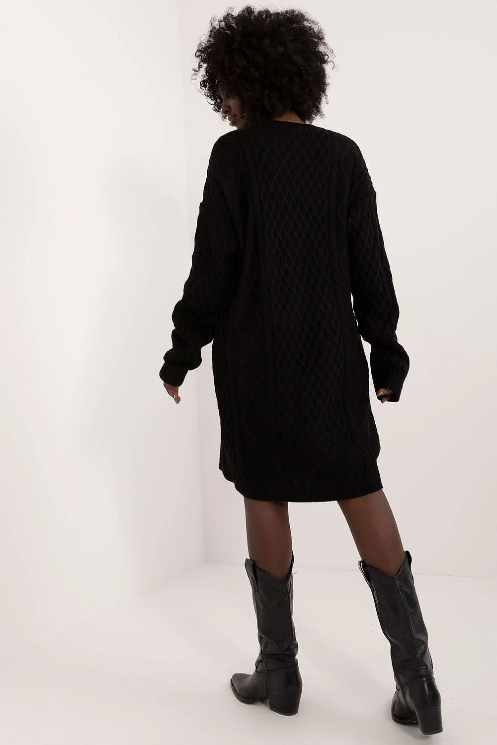 Robe pull femme style décontracté chic maille torsadée manches longues couleur noire laine acrylique texture unique