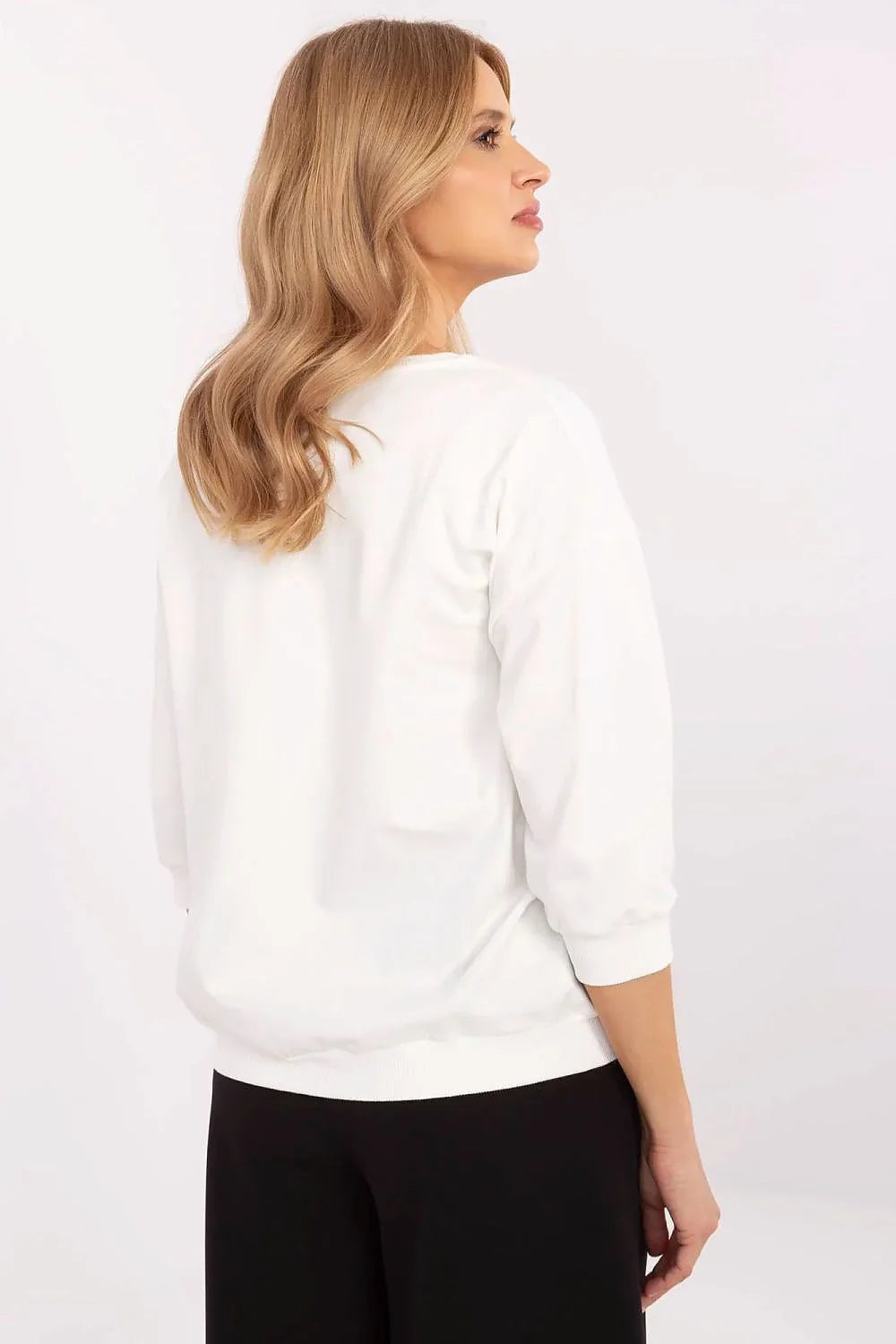 chemisier femme élégant décontracté coton elasthanne coupe ample manches troisquarts encolure ronde blanccasse motif floral broderie perles minimal chic