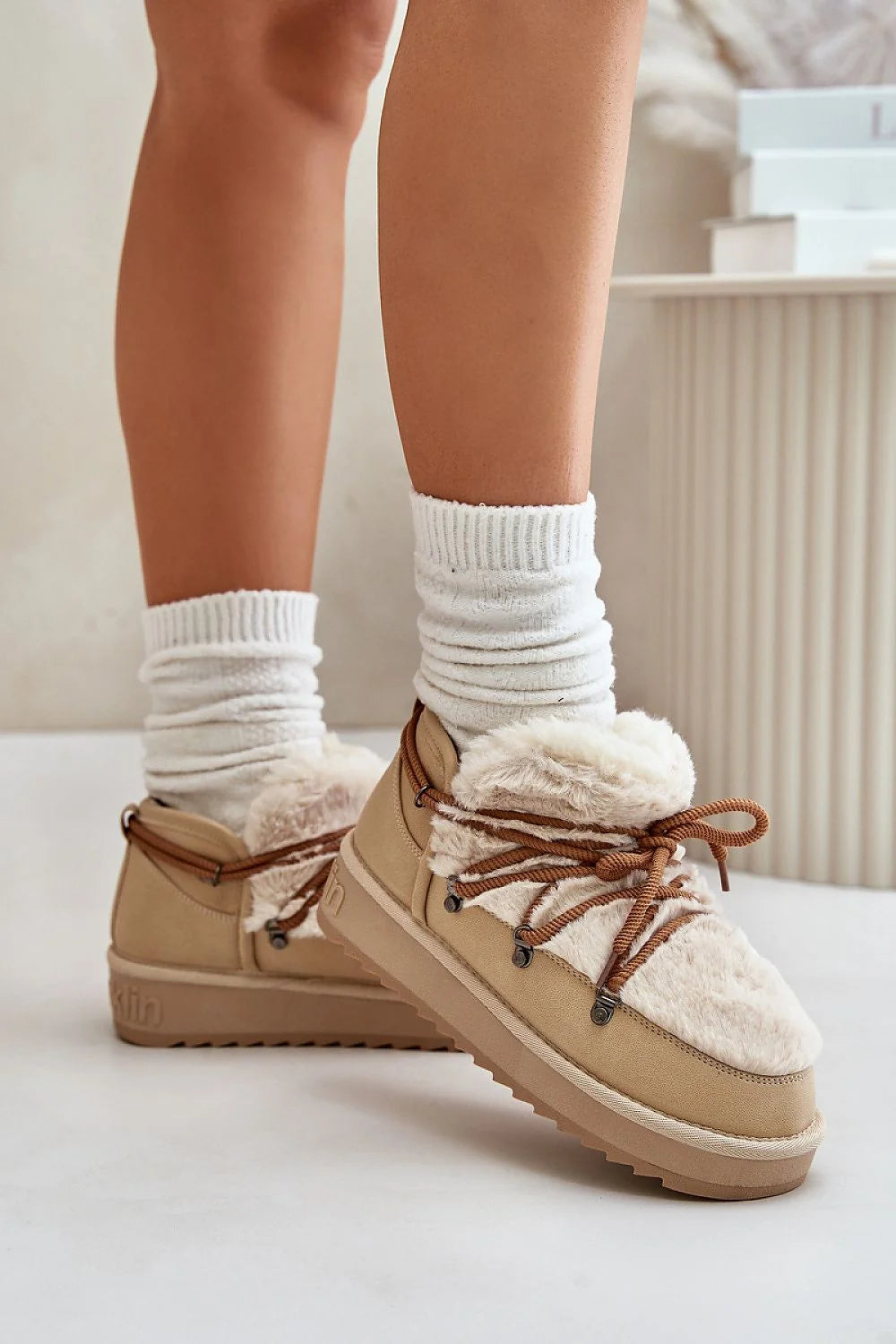 Bottes de neige pour femme Step in style cuir artificiel fourrure semelle caoutchouc beige confort hiver mode