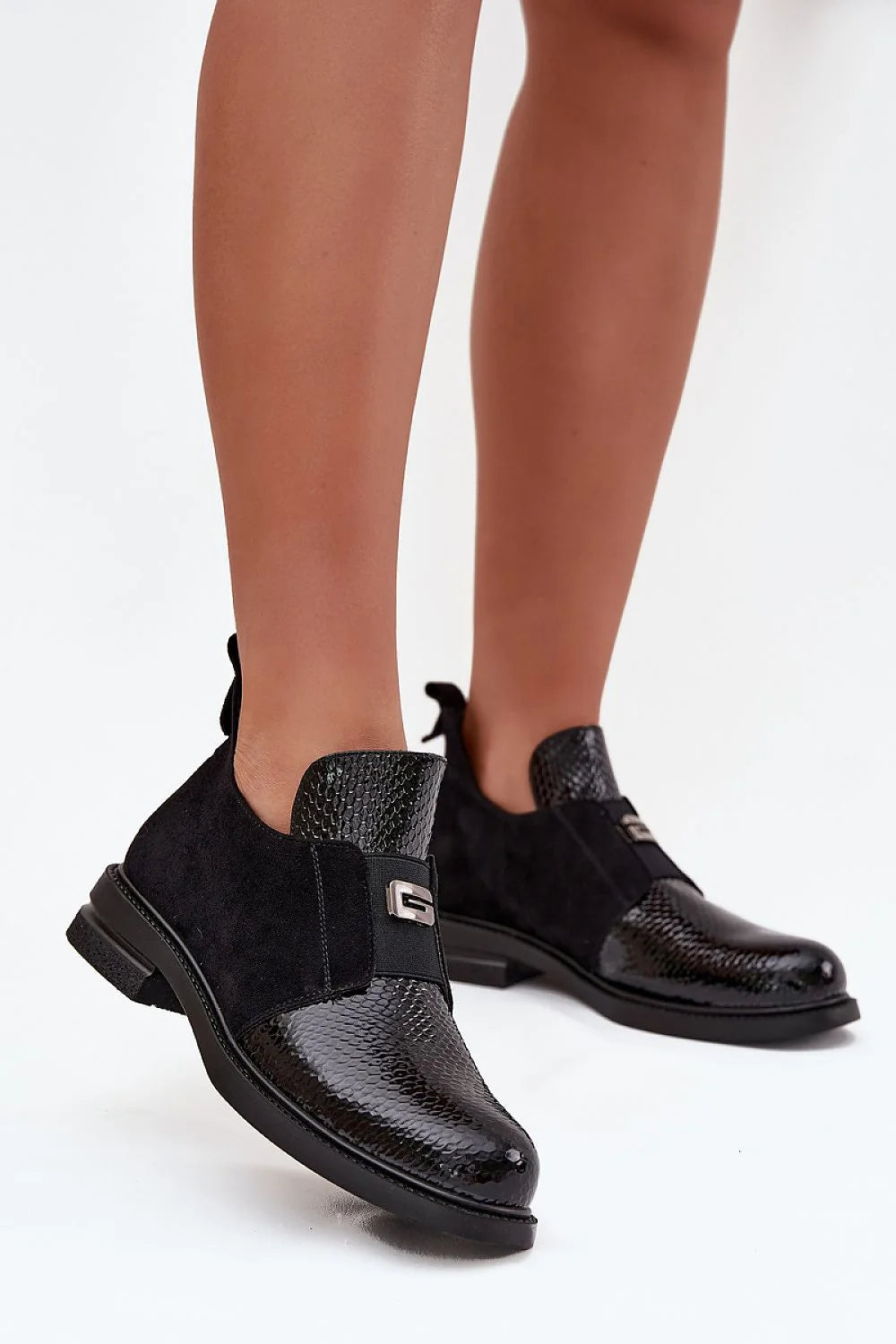 bottines Vinceza femme élégantes confortables vernies suédées bimatiere effet peau serpent talon bas carré semelle gomme élastiques latéraux