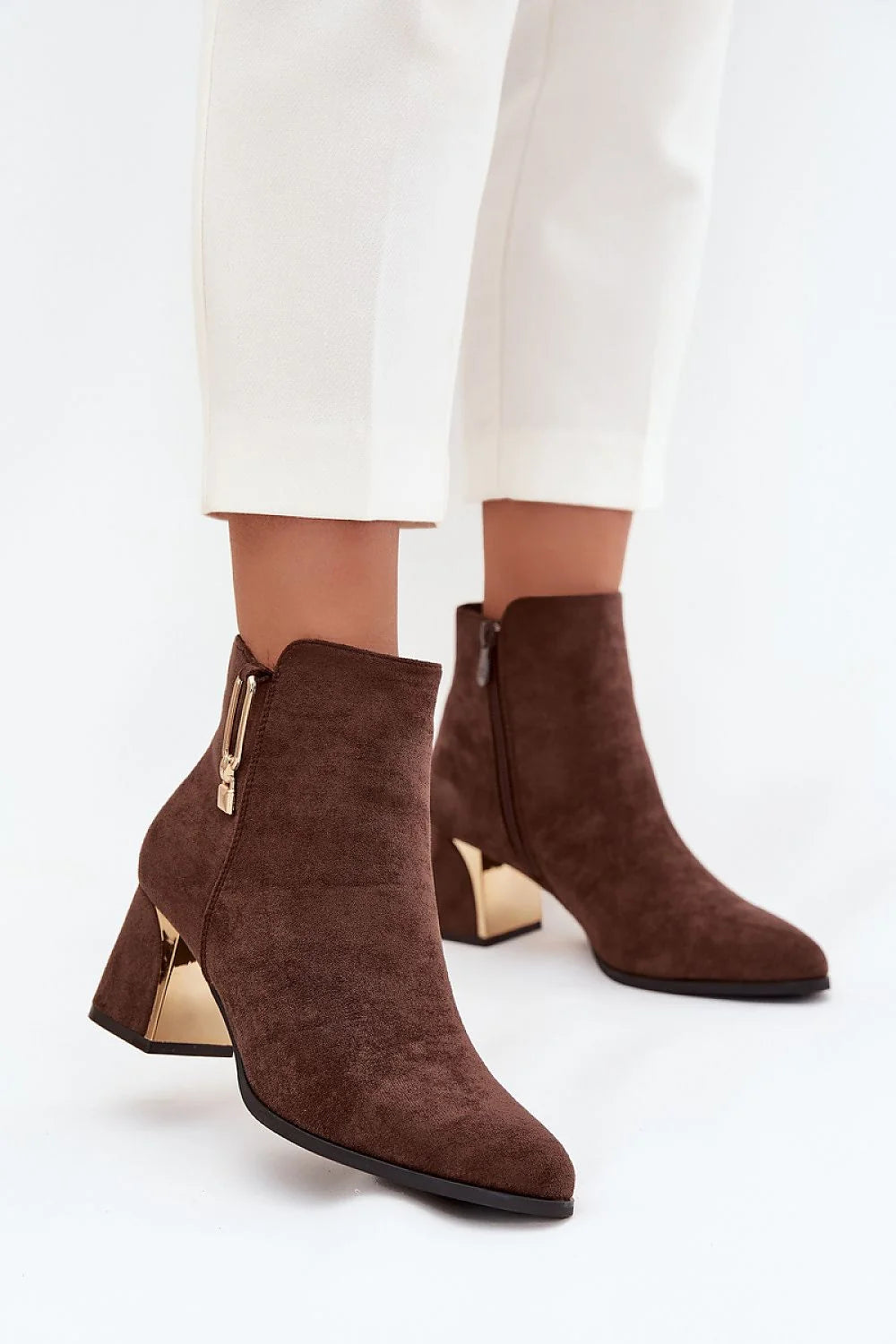 bottines femme suédine écologique marron bout amande talon carré mihaut doré miroir zip latéral tirette semelle profilée confortable