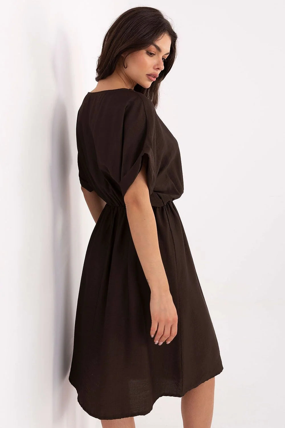 Robe de jour féminine simple élégante en viscose couleur marron ceinture ajustable genoux robe été occasion quotidienne femme Italy Moda