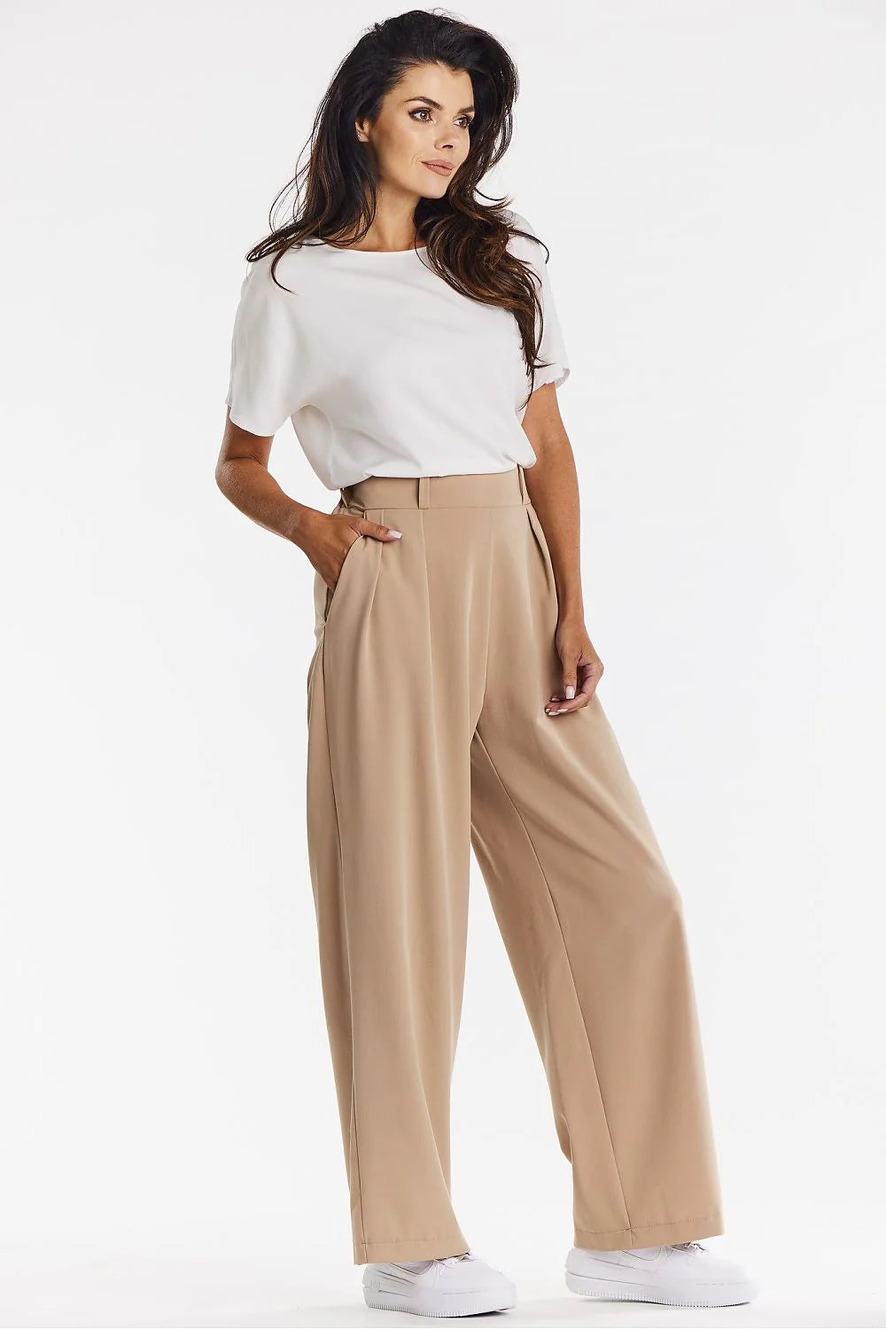 ensemble AWAMA femme tshirt blanc coton doux respirant coupe droite pantalon beige palazzo taille haute plis poches latérales tombé fluide