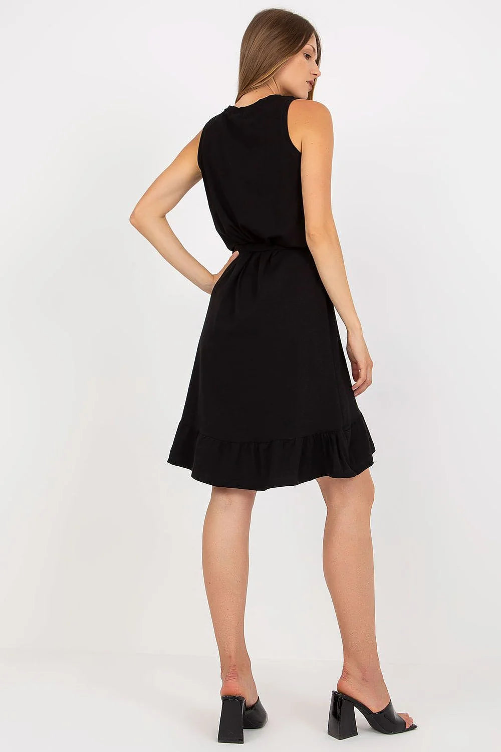 Robe d'été sans manches coupe évasée ourlet asymétrique volant col V ceinture coton élasthanne taille ajustable femme
