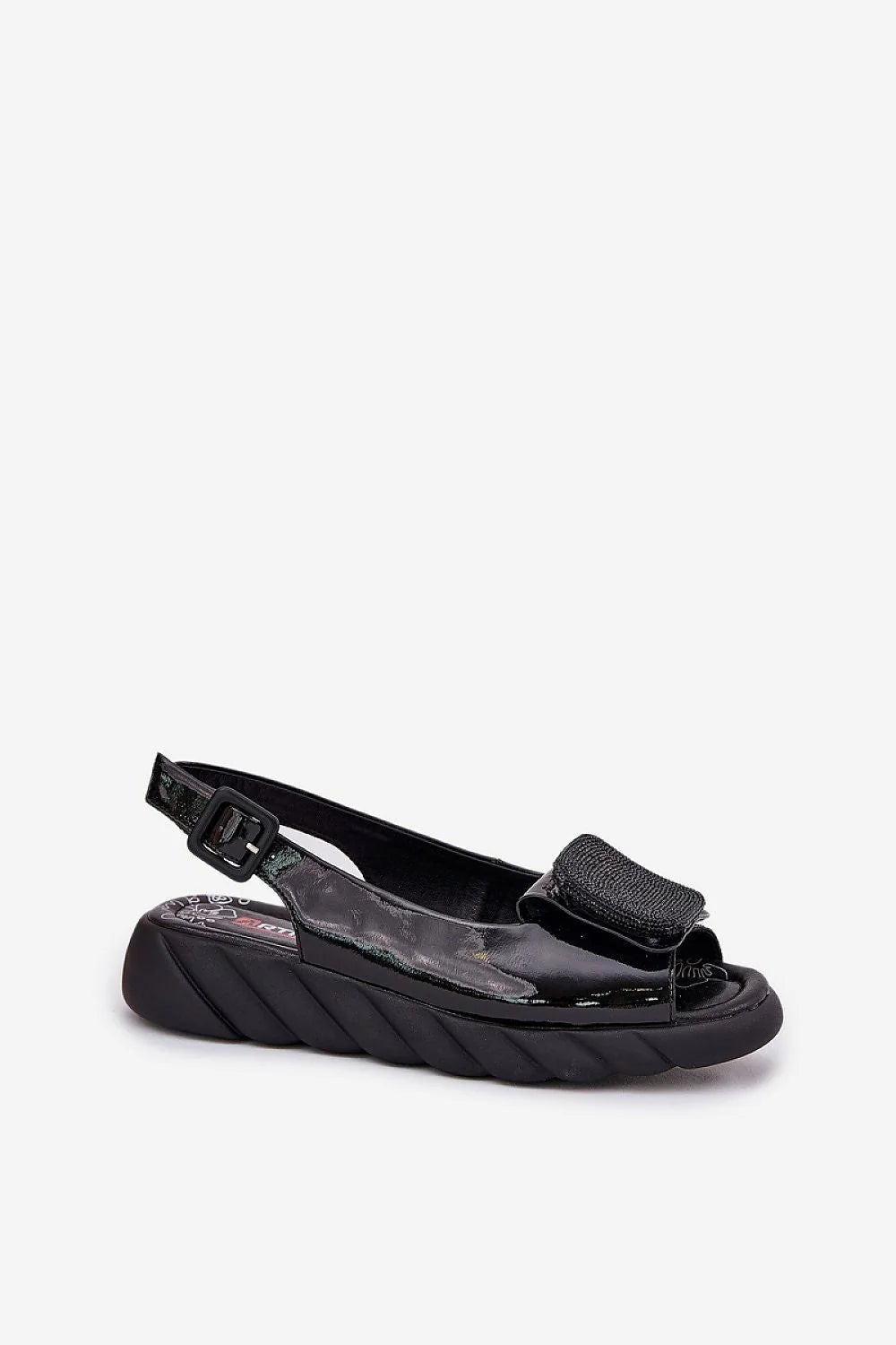 Sandales femmes cuir verni noir style audacieux embellissement strass ajustables confort semelle épaisse occasion estivale