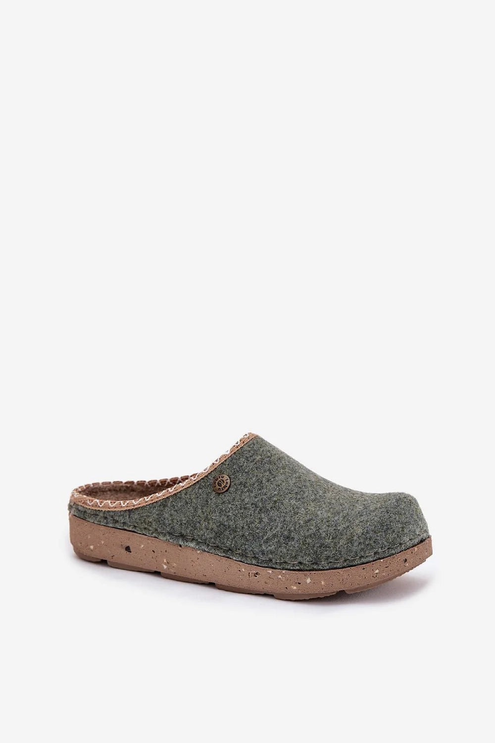 sabots mules femmes feutre écologique gris vert bout rond fermé bordure contrastée bouton métal semelle compensée beige effet liège amortissante