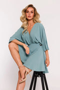 Robe de jour Moe en crêpe moderne style bohème chic couleur bleu-vert femme évasée asymétrique
