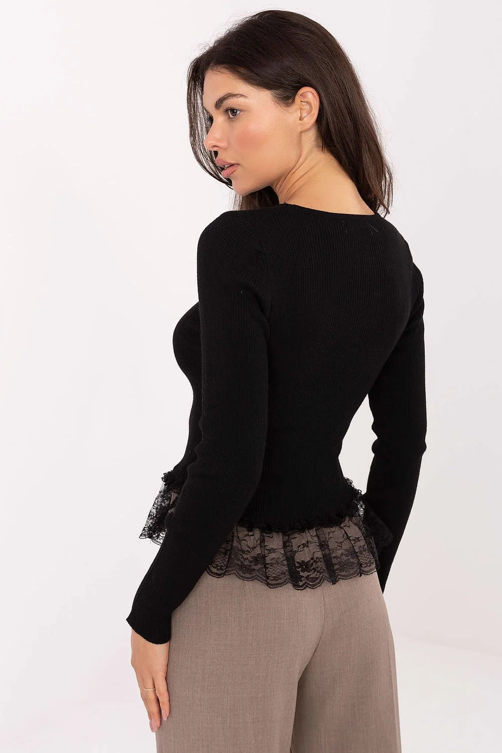 cardigan femme maille côtelée ajusté court taille col rond manches longues boutonné noir boutons dorés dentelle volant féminin élégant