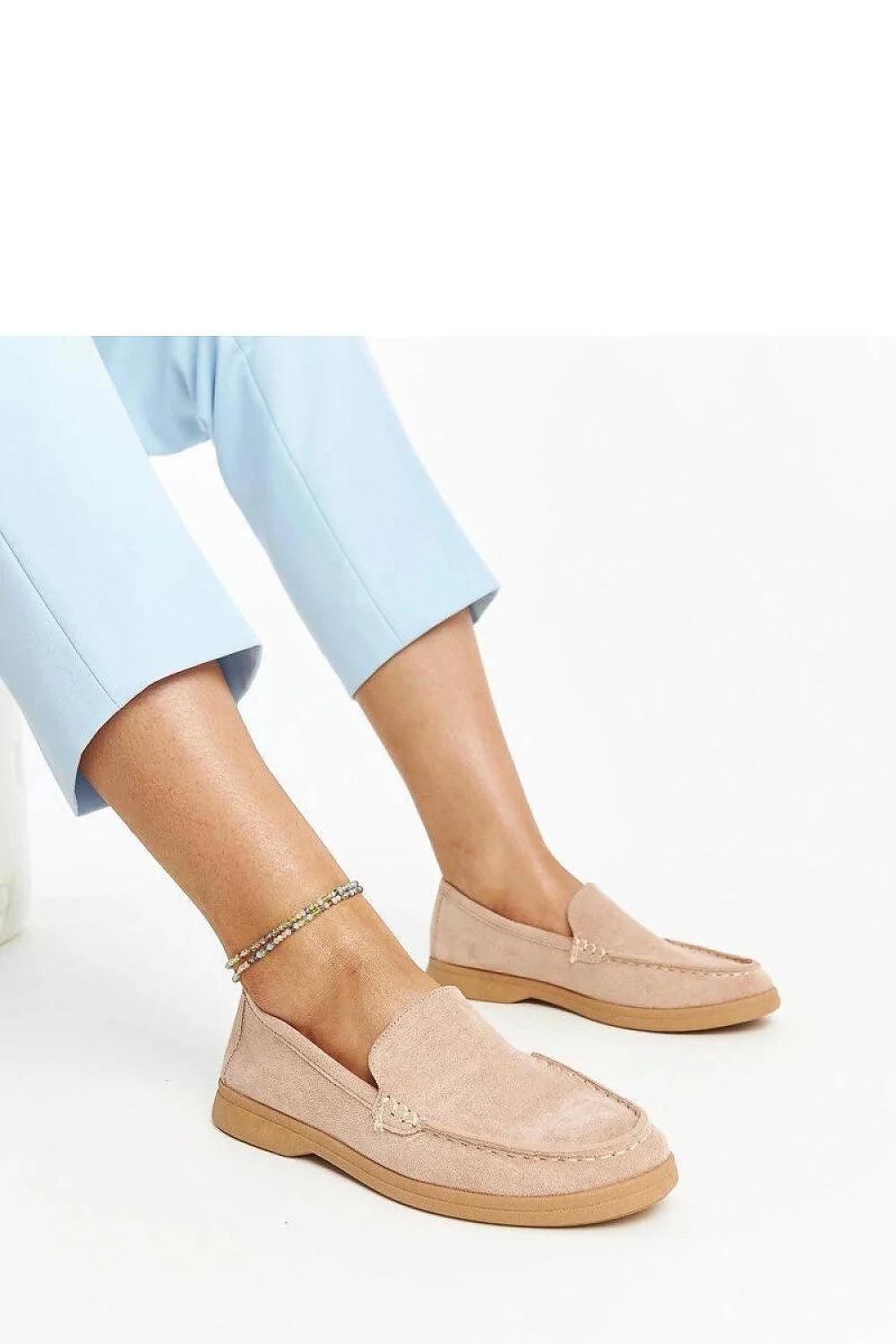 Mocassins femmes élégants cuir suédé rose pâle bout arrondi design intemporel confortable occasions variées