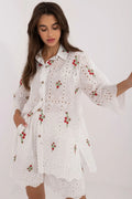 ensemble féminin Lakerta chemise manches trois quarts broderie florale ajourée short taille haute coton bohème col boutons bois
