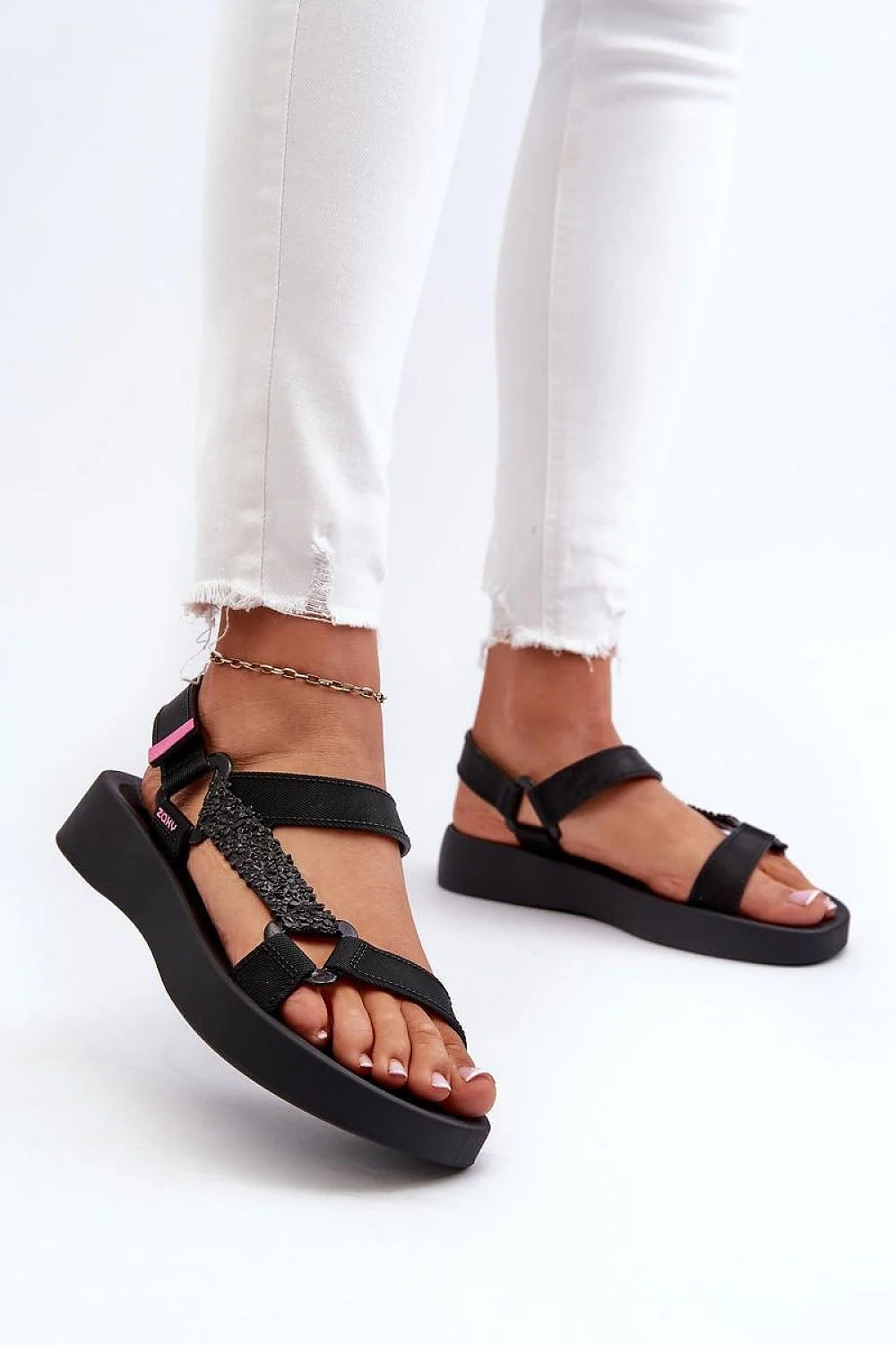 Sandales femmes style moderne plateforme 2.5 cm velcro lanières tissu synthétique caoutchouc antidérapant été 2023