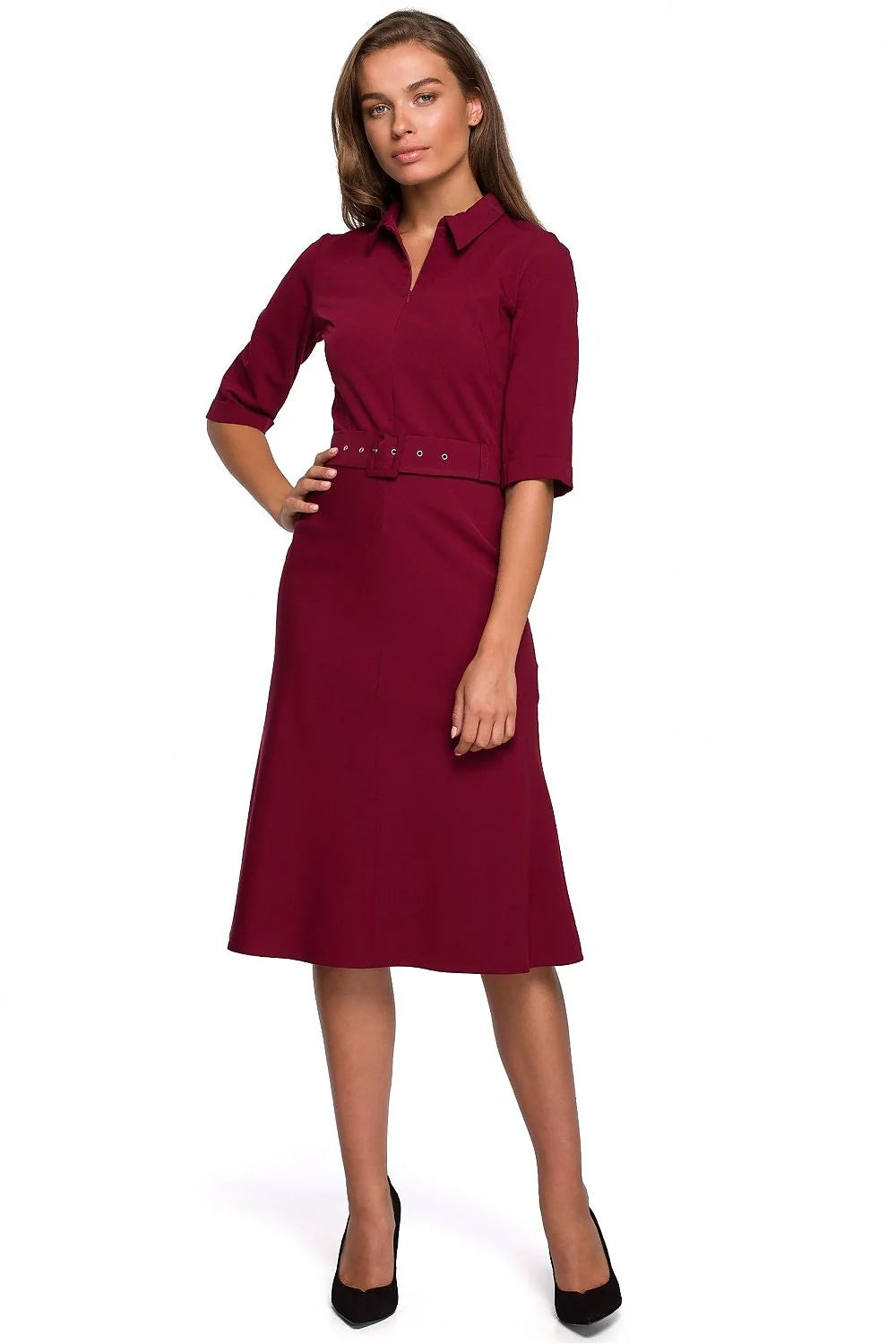 robe élégante noire chemisier midi manches mi longues col chemise cintrée taille haute ceinture intégrée boucle rectangulaire œillets