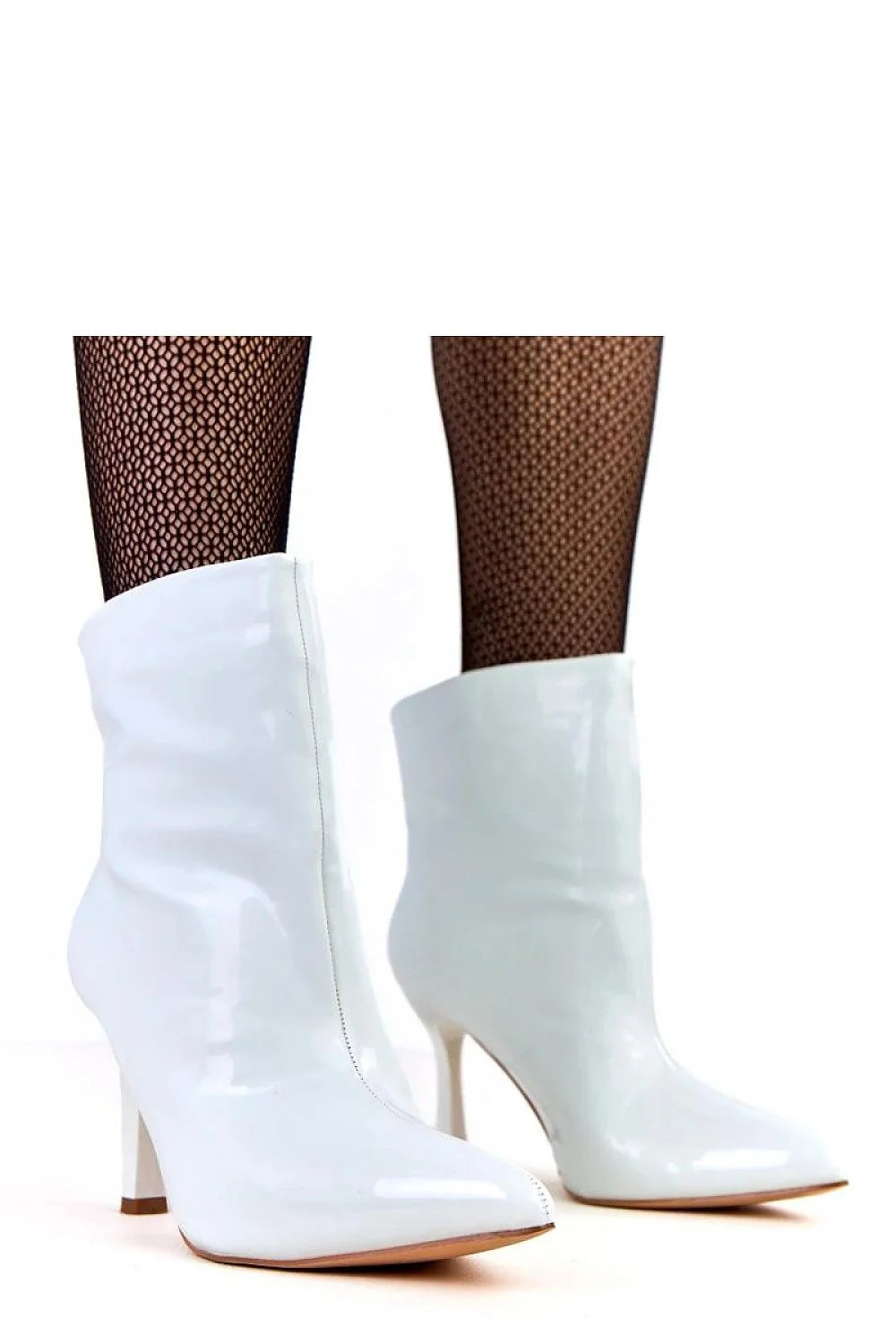 bottines vernies blanches cuir écologique brillant bout pointu talon aiguille 9cm tige 13cm cheville élégantes soirée couture