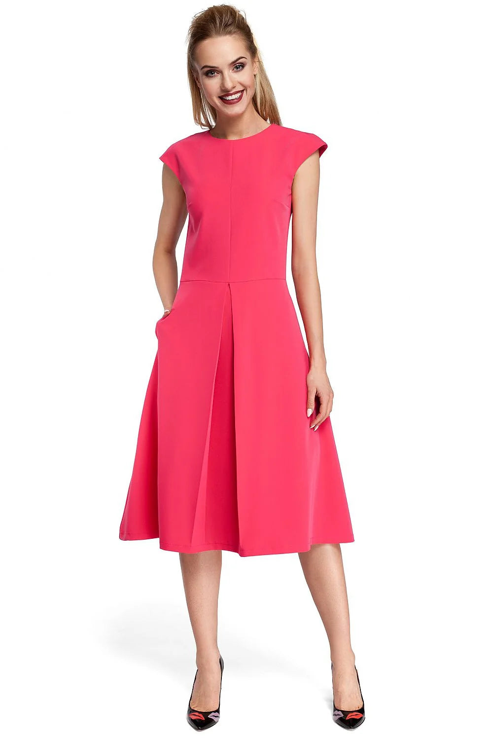 Robe élégante en polyester bleu foncé style classique chic pour femme moderne et sophistiquée