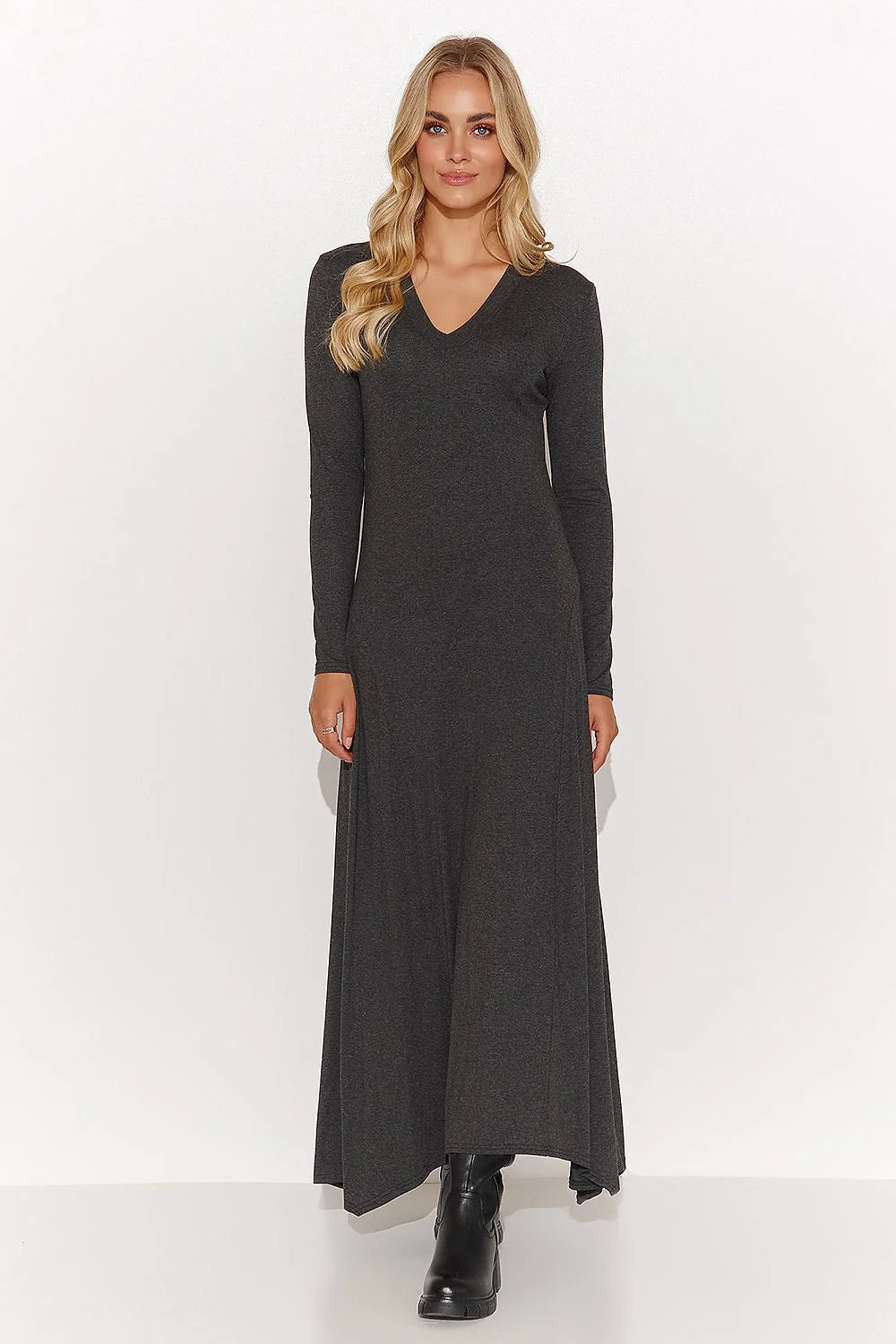 Robe de jour Makadamia longue en viscose couleur gris charbon manches longues col en V dos décoratif femme