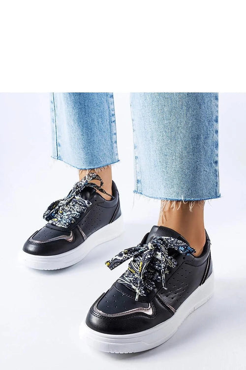 Baskets mode femmes design moderne élégant cuir noir perforations décoratives lacets fleuris semelle caoutchouc blanche amorti confortable