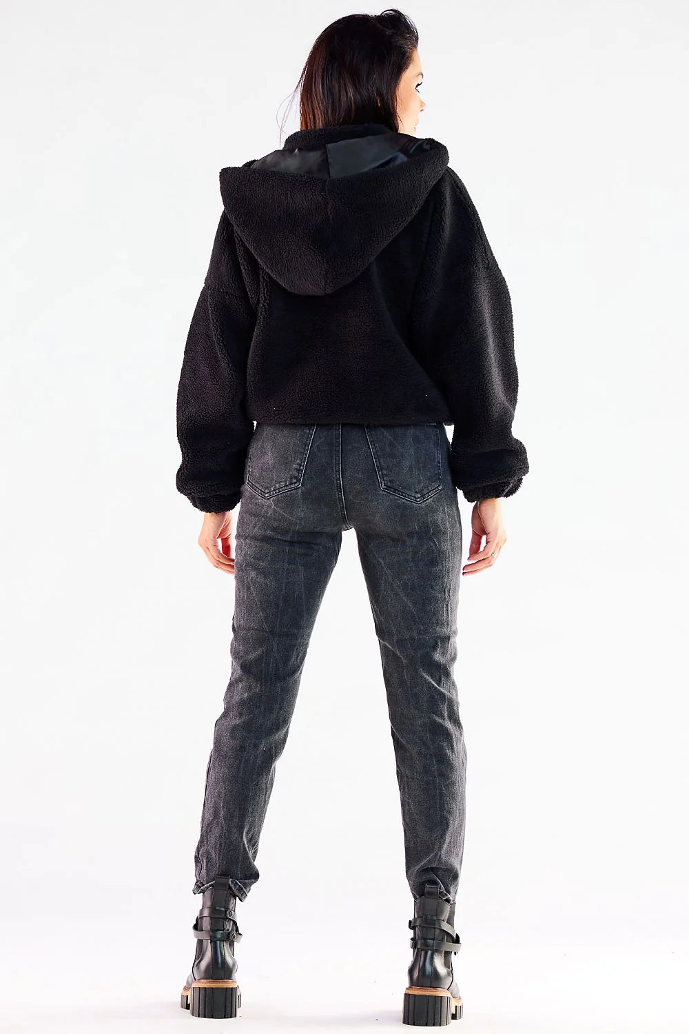 Veste à capuche zippée moderne pour femme en fausse fourrure Sherpa couleur caramel brun, coupe ample et confortable, idéale pour l'automne et l'hiver