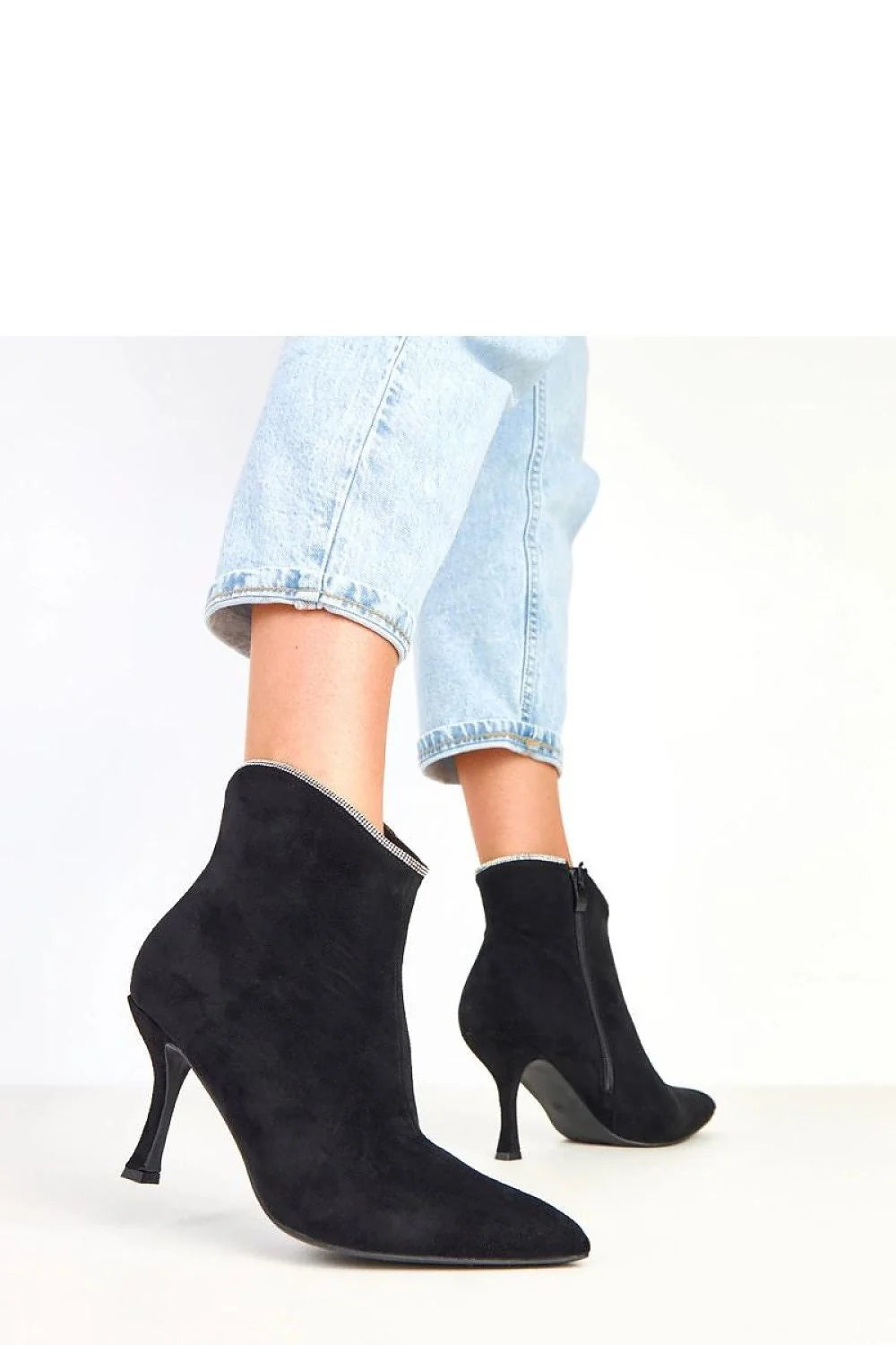bottines suède écologique noir cheville talon bloc bout pointu galon argenté zircone fermeture éclair latérale doublure tissu confort