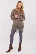 pull tunique oversize femme grosse maille taupe coupe longue hanches manches ballon bords côtelés ourlet dentelle florale contrastante
