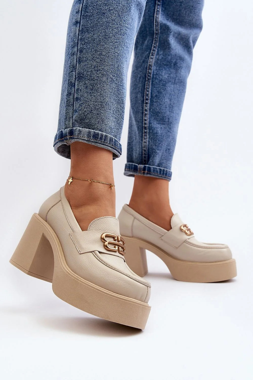 Chaussures basses à talons Step in style mocassins plateforme cuir synthétique beige clair femmes talon 9 cm confortable
