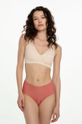 culotte taille haute coupe couvrante sans couture bords plats maille extensible effet sculptant invisible sous vêtements doublure coton hygiénique