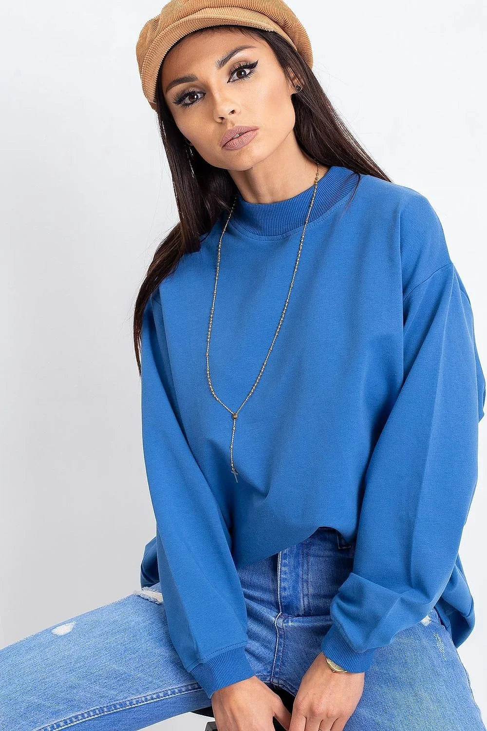Sweatshirt BFG pour femme en coton 90% élasthanne 10%, style casual oversize, couleur bleu vif, manches longues, col rond côtelé, idéal pour tenues urbaines et décontractées