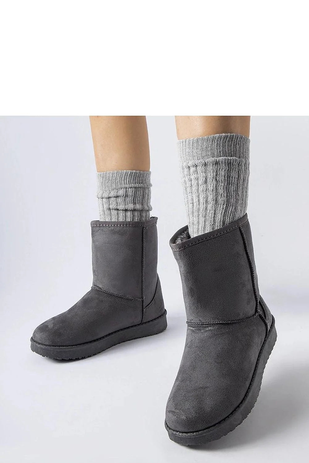 Bottes de neige Solea pour femme, design moderne, suédine synthétique, couleur gris foncé, semelle caoutchouc, hauteur cheville, look élégant, confort maximal, hiver 2024