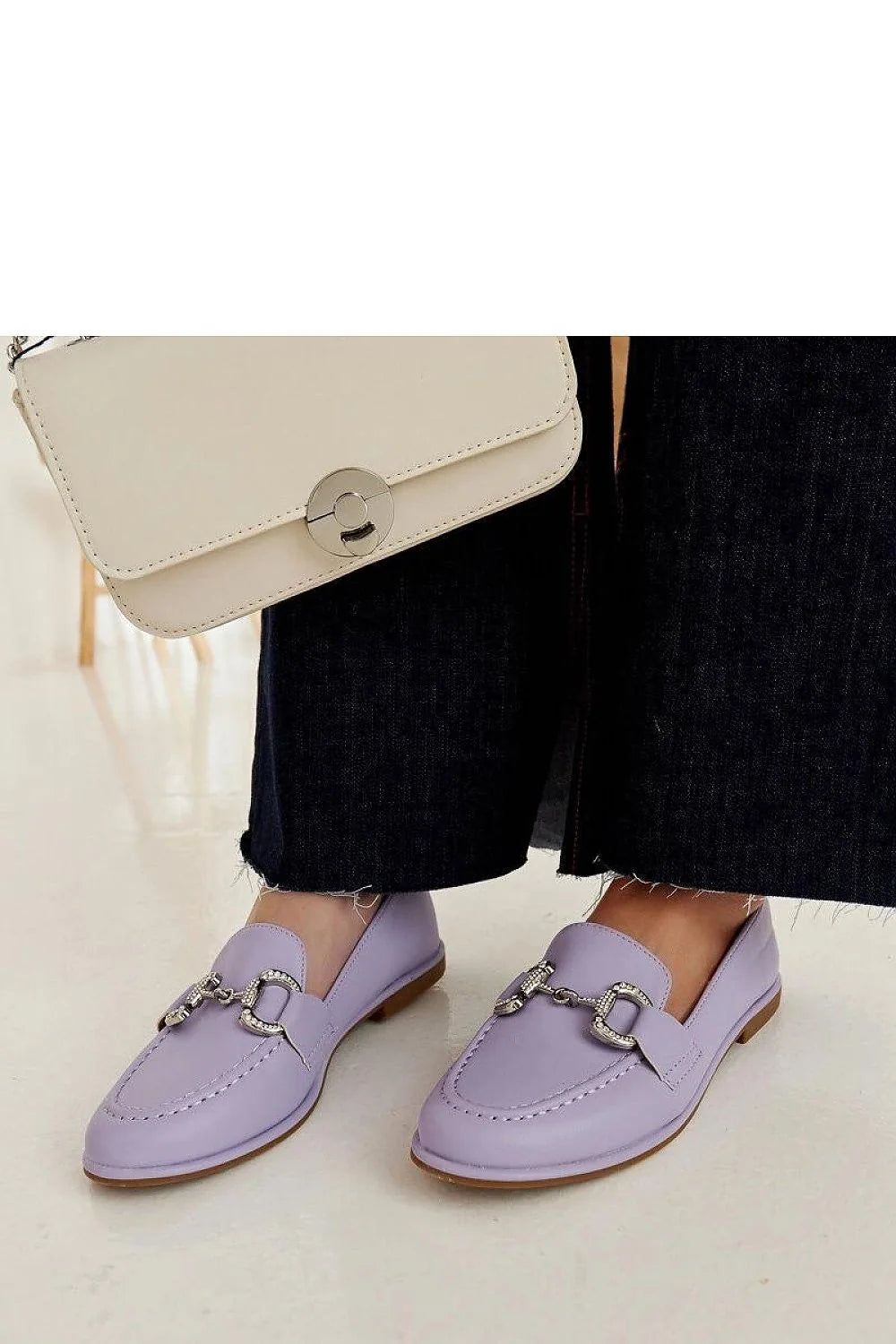 mocassins Solea femmes lavande similicuir lisse bout arrondi semelle plate beige mors métallique strass surpiqûres élégants confortables adhérence urbains intemporels